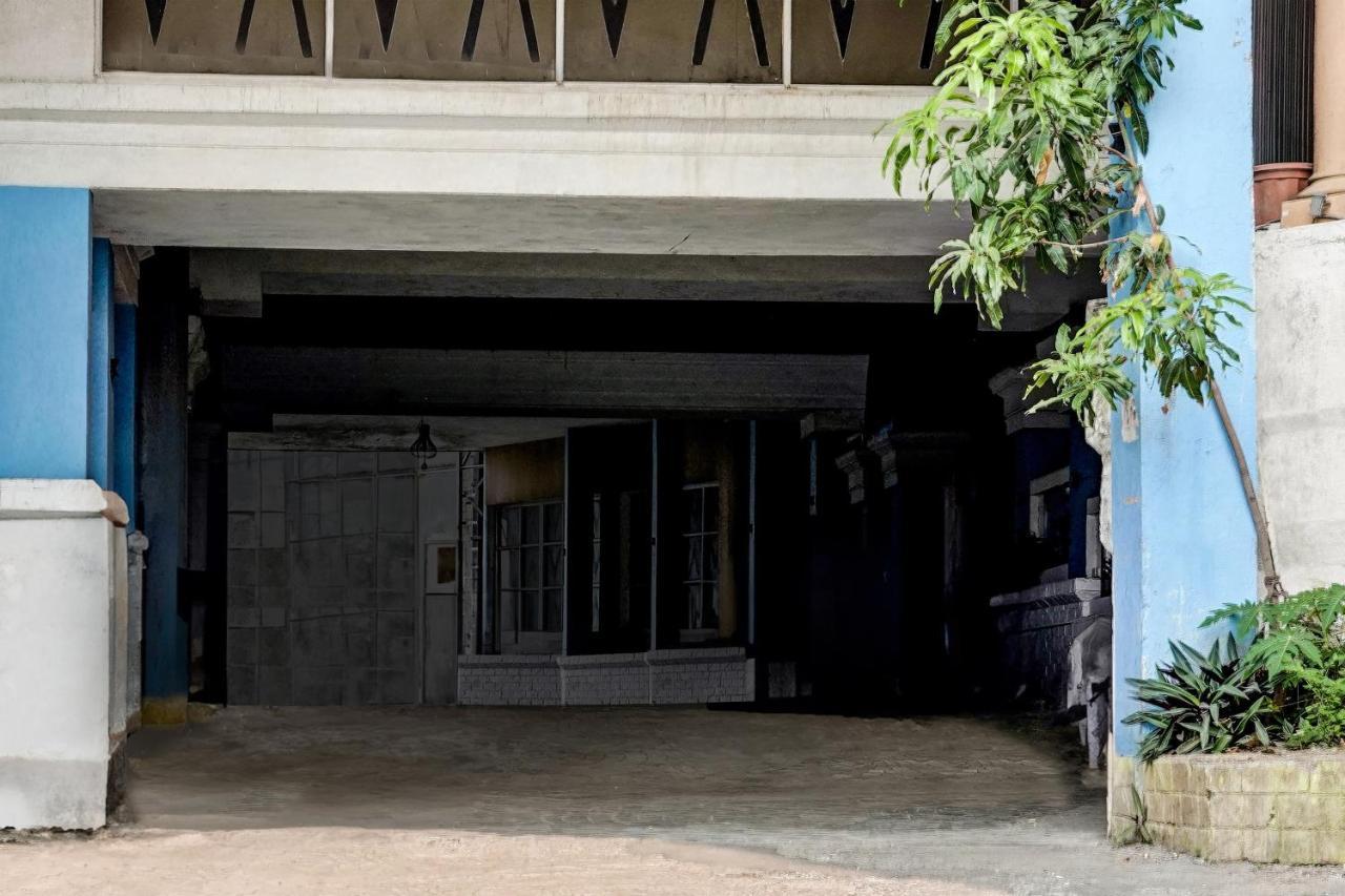 Townhouse 809 Royal Palms Hotel - Rose Collection Mumbai Exterior foto