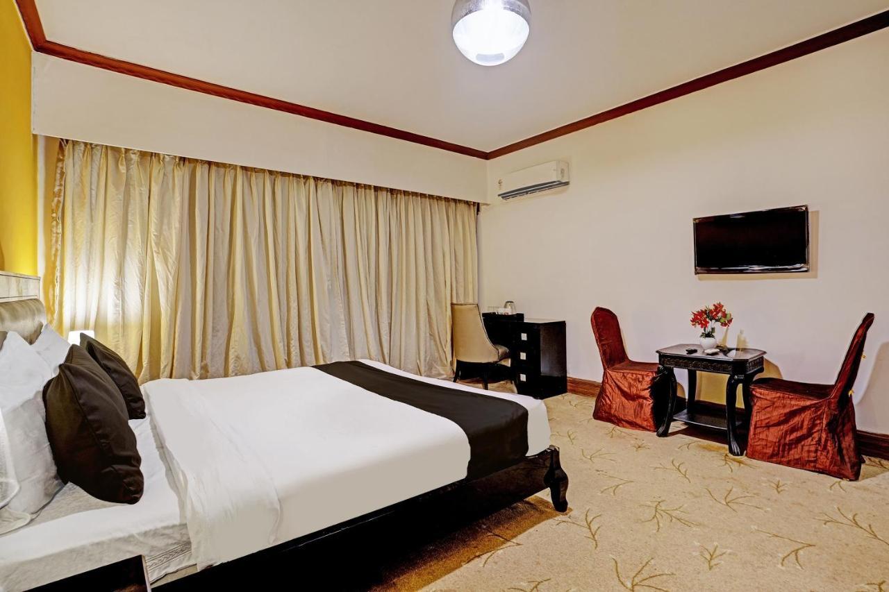 Townhouse 809 Royal Palms Hotel - Rose Collection Mumbai Exterior foto
